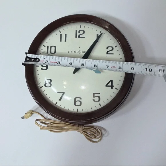 Vtg GE School Wall Clock Model 2008 - General Electric 10.5” 1950’s Works Great!